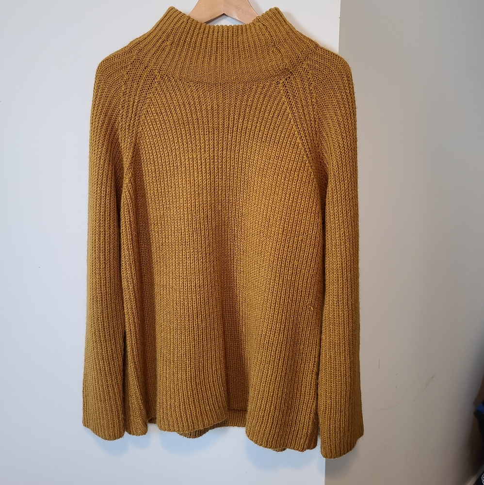 SOLD. Contemporaine sweater - Picture 3 of 5